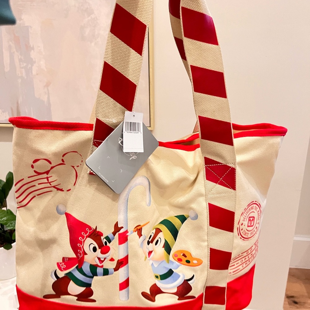 Walt Disney World Exclusive Holiday Tote Bag 2024 - Chip ‘n Dale Canvas Bag NWT